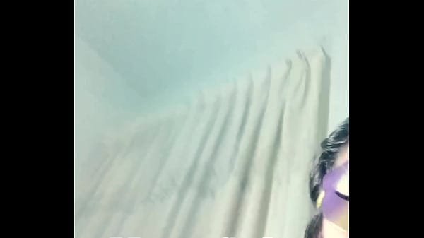 Descubre el lado más hot de Margy Godoy Baile sensual y masturbación amateur en exclusiva